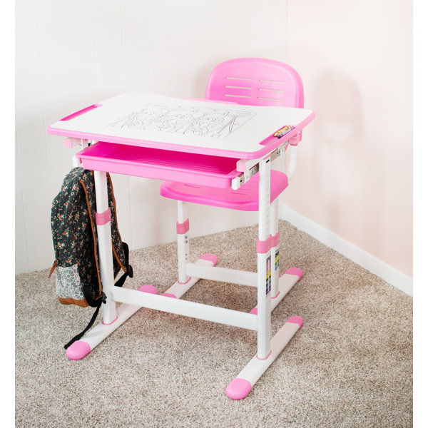 Kids adjustable outlet table